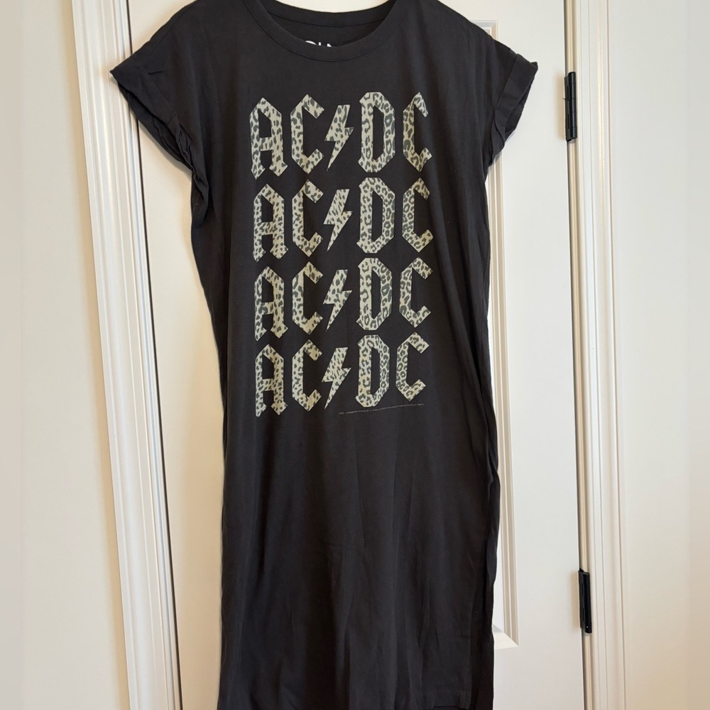 Gently Worn - ACDC Cheetah Print Tunic